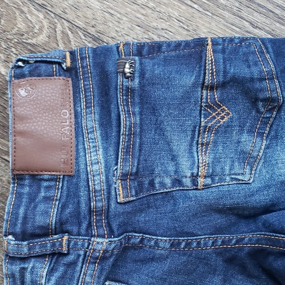 Buffalo Jeans - Picture 5 of 5